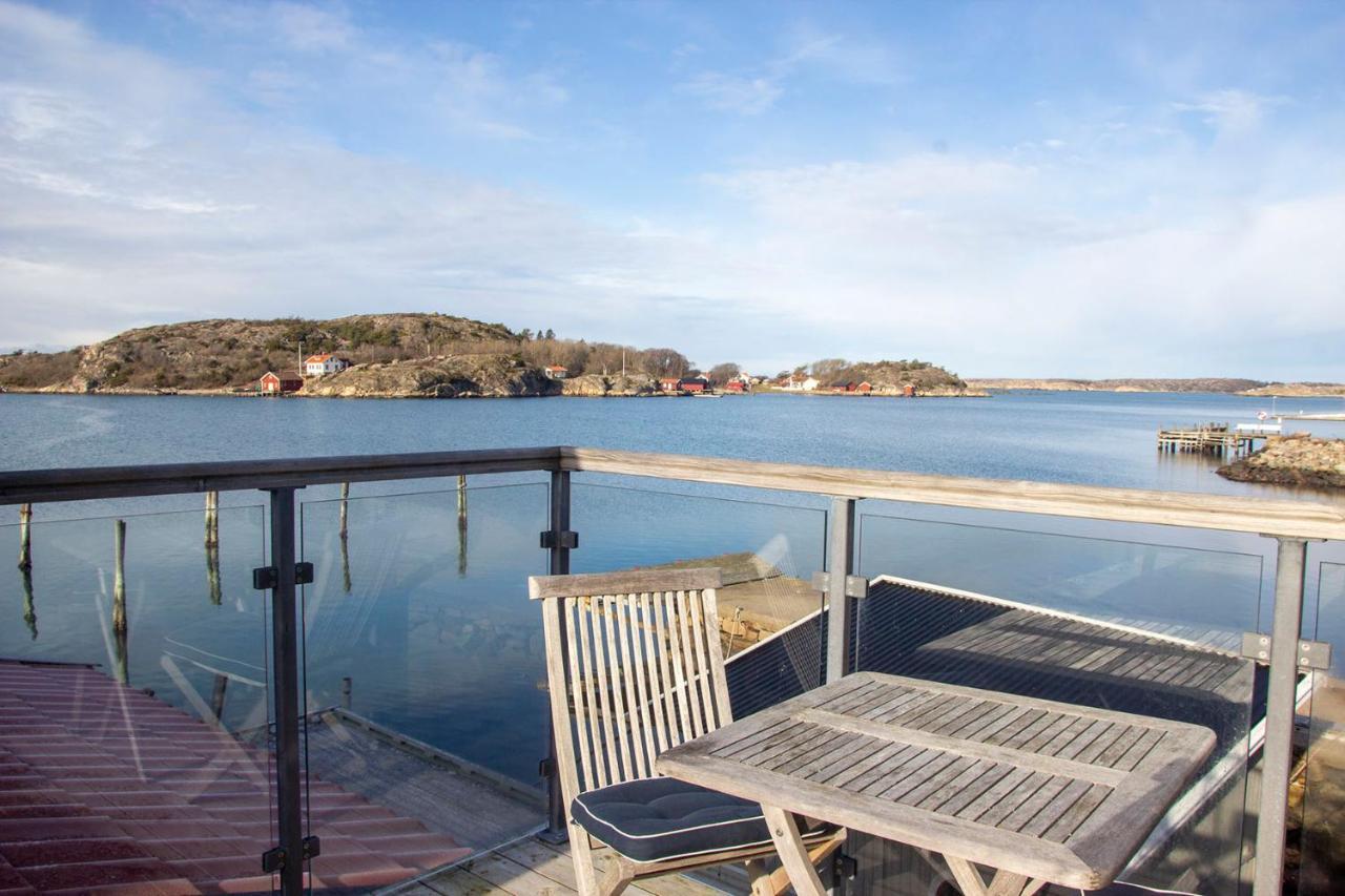 Everts Sjoebods Bed & Breakfast Ґреббестад Екстер'єр фото